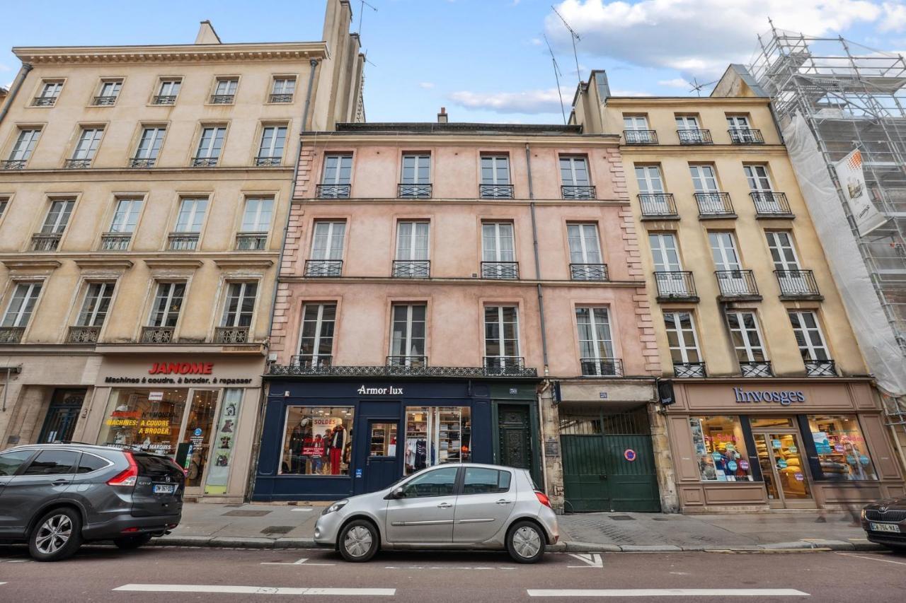 Au Coeur Du Triangle D'Or De Versalles Exterior foto